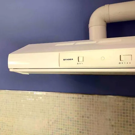 펜션 Venice New Studio Wi-fi A/c Garden Parking Kitchen 2+2 Dosson