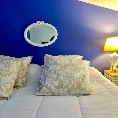 Venice New Studio Wi-fi A/c Garden Parking Kitchen 2+2 Feriehus *